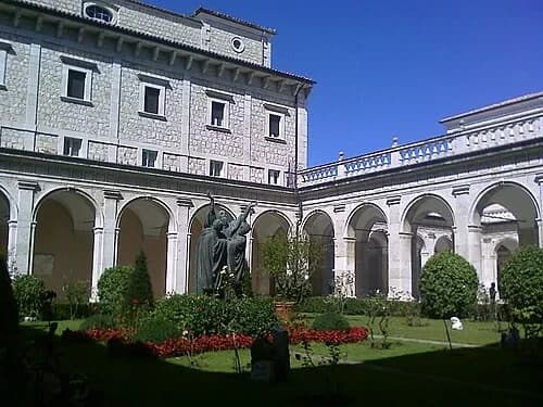 The Entrance Cloister — Abbey of Monte Cassino audio guide stop