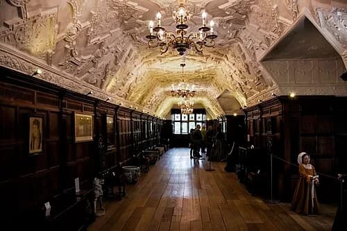 The Long Gallery