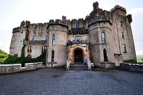 The Main Gatehouse — Dunvegan Castle audio guide stop