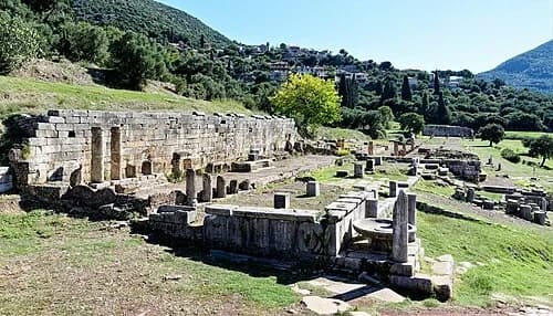 आर्सिनो फव्वारा — Αρχαία Μεσσήνη