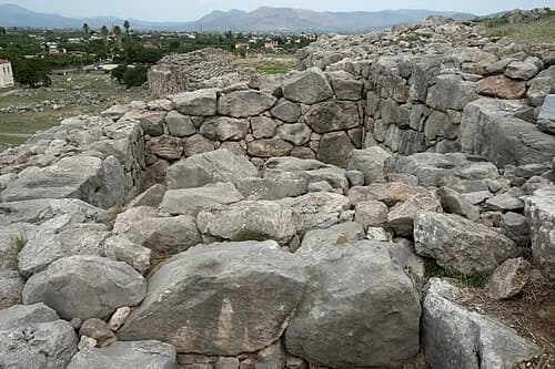The Western Bastion — Tiryns audio guide stop