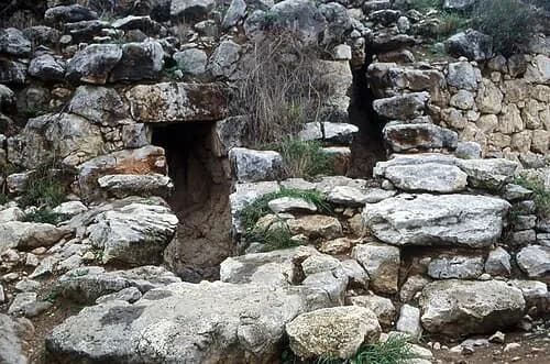 The Secret Water Tunnels — Tiryns audio guide stop
