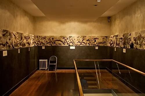 التحفة المفقودة — Ναός του Επικουρίου Απόλλωνα