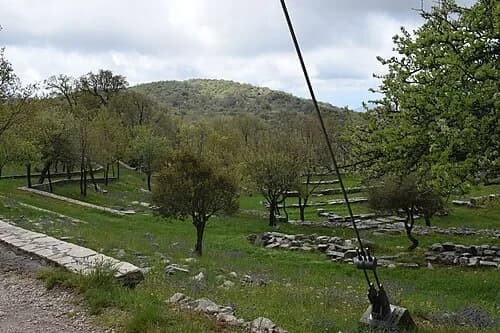 أبولو المساعد — Ναός του Επικουρίου Απόλλωνα