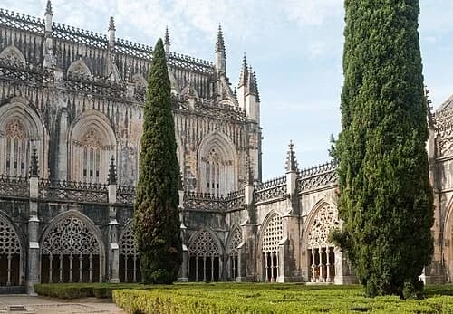 The Royal Cloister — Mosteiro da Batalha audio guide stop