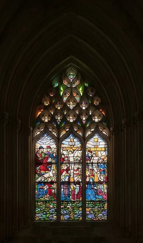 Chapterhouse Stained Glass — Mosteiro da Batalha audio guide stop