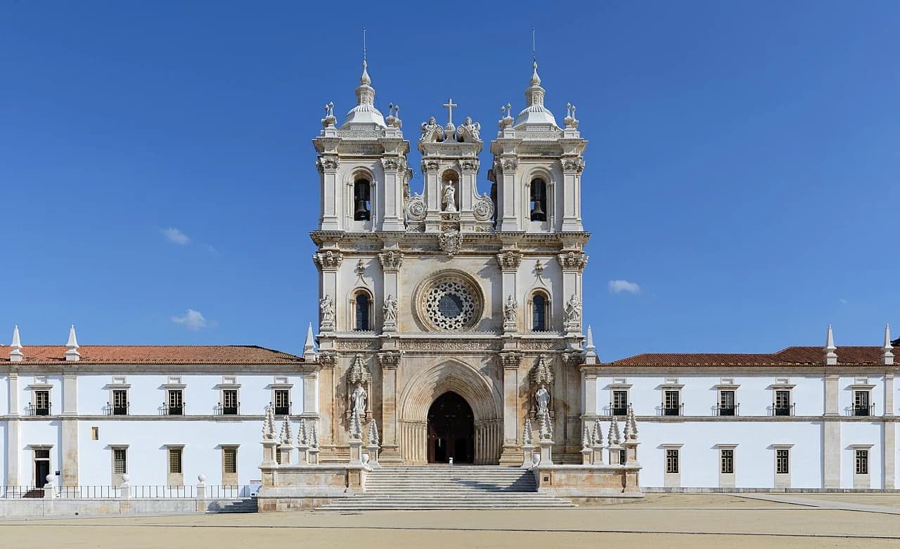 Mosteiro de Alcobaça — Alcobaça, Portugal