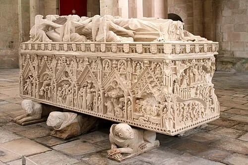 The Supporting Angels — Mosteiro de Alcobaça audio guide stop