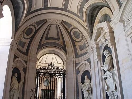 The Main Vestibule — Palácio Nacional de Mafra audio guide stop