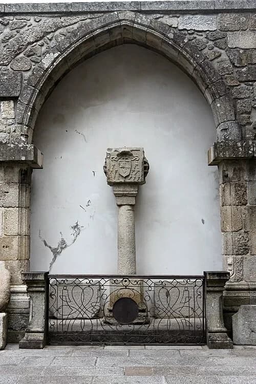 The Cathedral Pillory — Sé de Braga audio guide stop