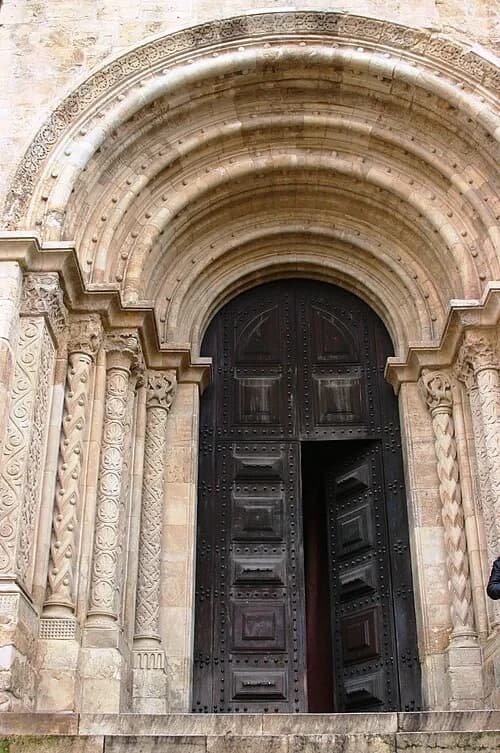 The West Portal — Sé Velha de Coimbra audio guide stop