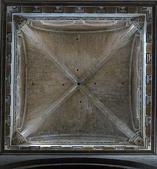 The Lantern Tower Vault — Sé Velha de Coimbra audio guide stop