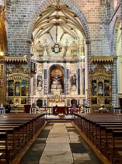 Portugal's Largest Nave — Igreja de São Francisco audio guide stop