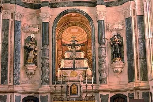 The High Altar — Igreja de São Francisco audio guide stop