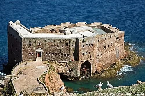 Defensive Geometry — Forte de São João Baptista das Berlengas audio guide stop