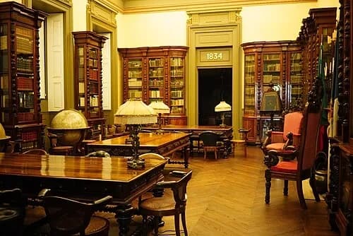 The Association Library — Palácio da Bolsa audio guide stop