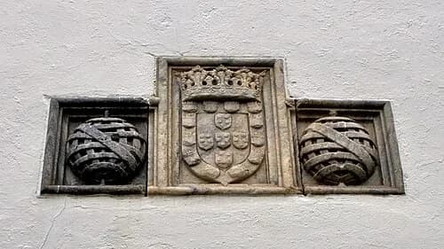 Manueline Royal Heraldry — Castelo de Beja audio guide stop