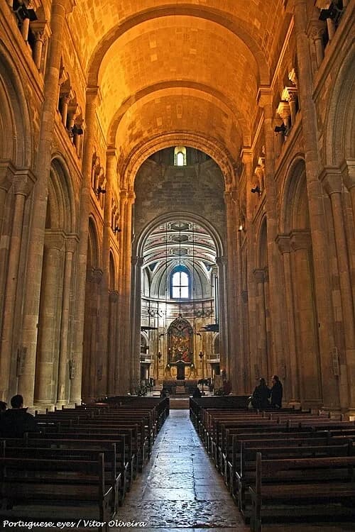 The Romanesque Nave — Sé de Lisboa audio guide stop