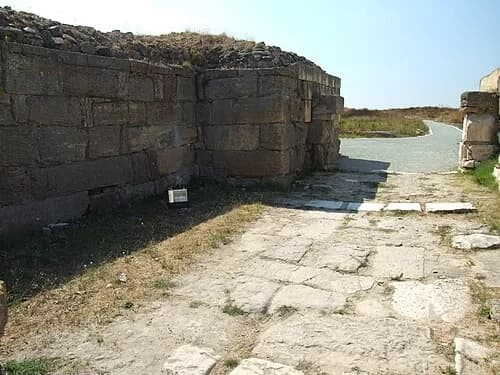 Path of the Conquerors — Cetatea Histria audio guide stop