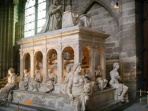 Tomb of Louis XII and Anne of Brittany — Basilique royale de Saint-Denis audio guide stop