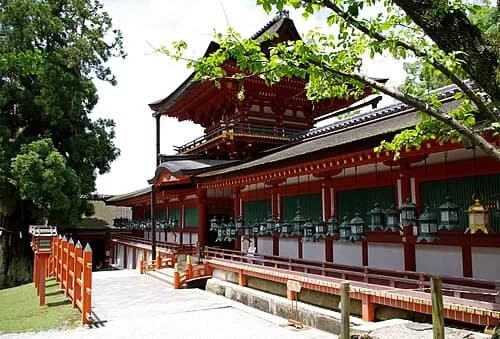 Middle Gate