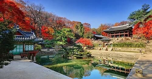 Buyongji-Teich und Juhamnu-Bibliothek — 창덕궁