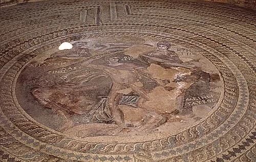 Theseus-Mosaik (Raum 36) — Αρχαιολογικό Πάρκο Πάφου