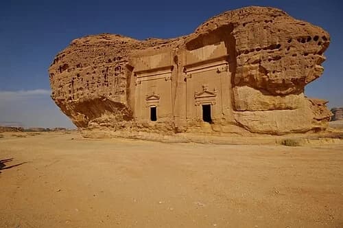 الصكوك القانونية المنقوشة في الحجر — Hegra
