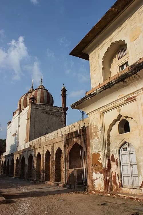 The Three-Domed Mosque